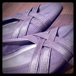 NWOT Anne Klein flats size 9